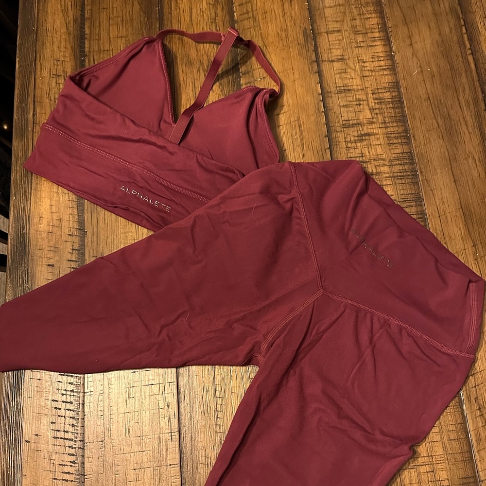 Alphalete Alphalux Set
